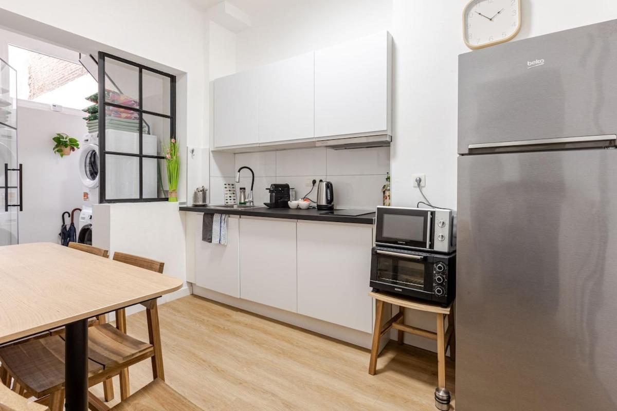 Cosy Met Tuin In Centrum Gratis Parking Free Parking! Appartement