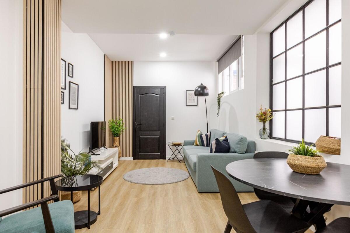 Cosy Met Tuin In Centrum Gratis Parking Free Parking! Appartement *